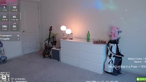 Snapshot of petitebrat chatting on June 11, 12:08 am PiperAvery online show from June 11, 12:08 am