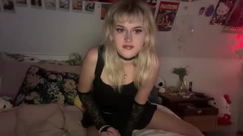 Crystal online show from October 15, 1:50 am