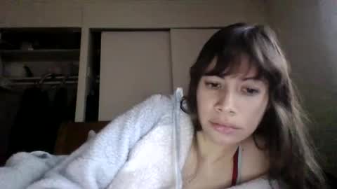 Petitedoll30 online show from December 27, 12:39 am