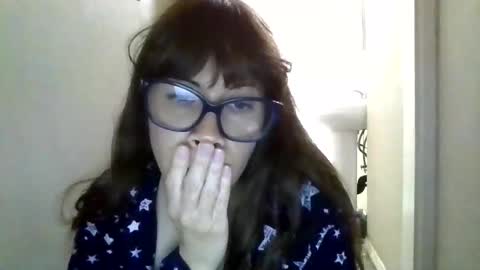 Snapshot of petitedoll30 chatting on May 5, 11:24 pm Petitedoll30 online show from May 5, 11:24 pm