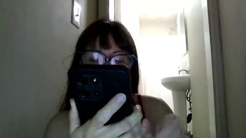 Snapshot of petitedoll30 chatting on May 19, 2:18 am Petitedoll30 online show from May 19, 2:18 am