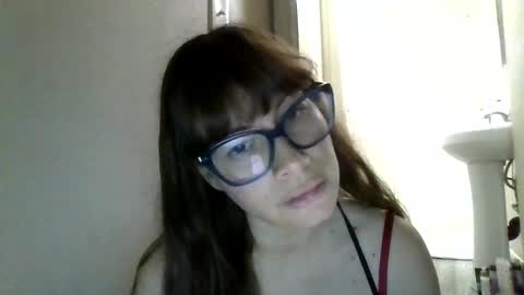 Snapshot of petitedoll30 chatting on June 3, 10:15 pm Petitedoll30 online show from June 3, 10:15 pm