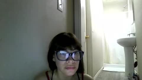 Snapshot of petitedoll30 chatting on July 12, 12:45 am Petitedoll30 online show from July 12, 12:45 am