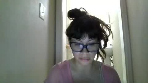 Snapshot of petitedoll30 chatting on July 13, 8:33 pm Petitedoll30 online show from July 13, 8:33 pm