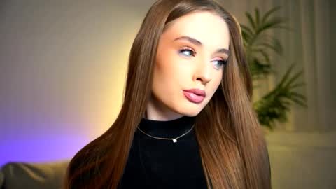 Petitegonwiild online show from September 21, 9:05 pm