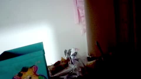 Snapshot of petiteivoryqueen chatting on July 31, 4:45 am danna online show from July 31, 4:45 am