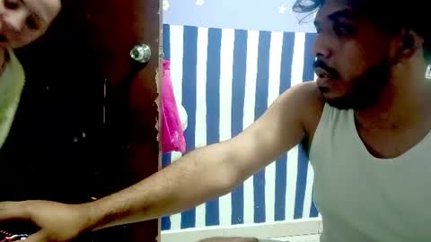 Snapshot of petiteivoryqueen chatting on August 1, 7:18 am danna online show from August 1, 7:18 am