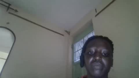 Snapshot of petitekittyy chatting on May 3, 3:29 pm Kitty online show from May 3, 3:29 pm