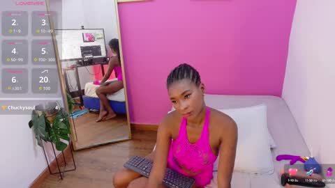 Snapshot of petitelittleebony chatting on September 24, 7:17 pm little sharon online show from September 24, 7:17 pm