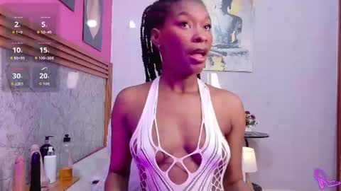 Snapshot of petitelittleebony chatting on August 1, 2:55 am little sharon online show from August 1, 2:55 am