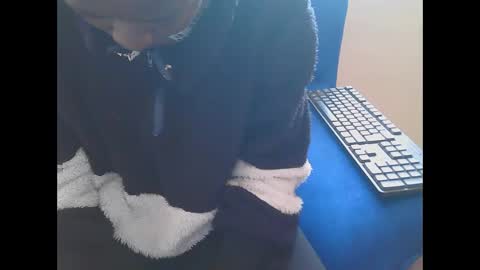 Petitelv online show from March 15, 7:14 am