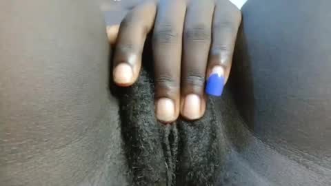 petiteme1 online show from January 21, 5:20 pm