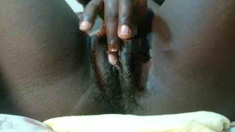 petiteme1 online show from February 22, 10:31 pm