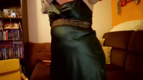 Petitlucoca online show from January 4, 9:52 pm