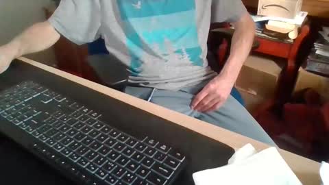 petitwilly online show from November 28, 12:41 pm