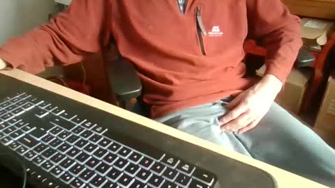 petitwilly online show from February 23, 8:55 am