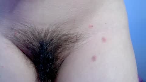 i.. .U can call me Nick ....    Help me to reach 200 thumbs up online show from January 11, 2:09 am