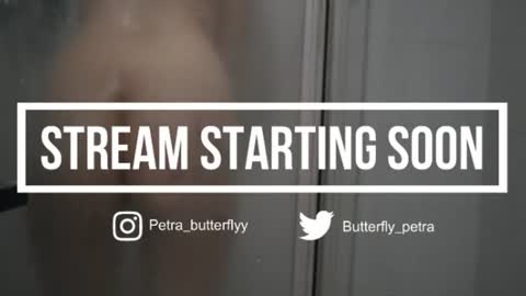 Snapshot of petra_butterfly chatting on July 4, 12:06 am i.. .U can call me Nick .... Help me to reach 200 thumbs up online show from July 4, 12:06 am