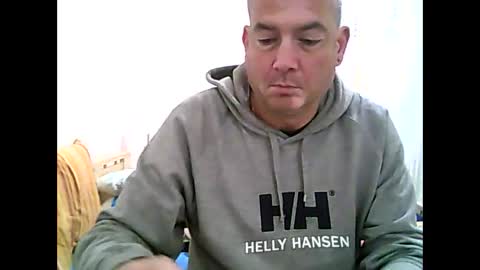 Snapshot of pets76 chatting on March 29, 1:11 pm pets76 online show from March 29, 1:11 pm