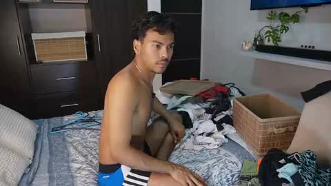 Pettercat online show from November 4, 1:59 am