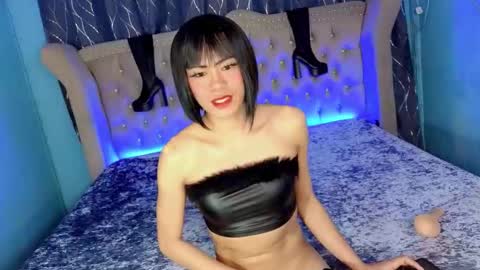 Snapshot of pettie_bigload chatting on September 29, 6:13 pm Jim online show from September 29, 6:13 pm