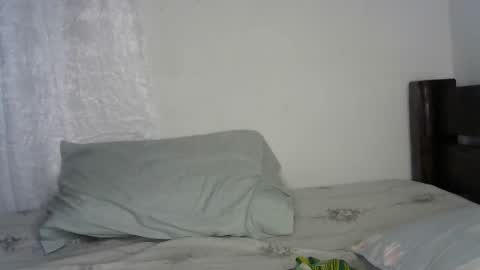 Snapshot of pettite_cora1 chatting on November 9, 4:38 pm pettite_cora1 online show from November 9, 4:38 pm