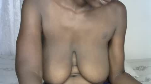 Snapshot of pettite_cora1 chatting on November 19, 5:46 pm pettite_cora1 online show from November 19, 5:46 pm