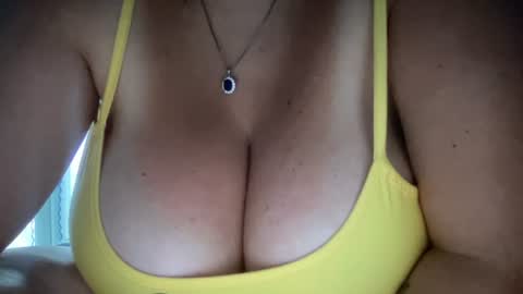 Snapshot of peular chatting on June 30, 4:52 pm peular online show from June 30, 4:52 pm