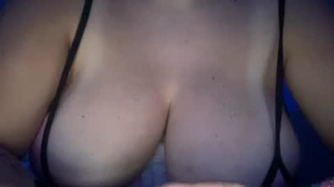 Snapshot of peular chatting on July 21, 7:49 pm peular online show from July 21, 7:49 pm
