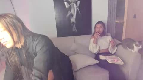 Peyton   online show from November 20, 2:12 am