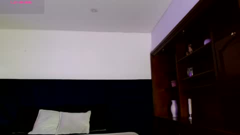 Snapshot of peytongh_ chatting on June 27, 7:19 pm THG BABY online show from June 27, 7:19 pm