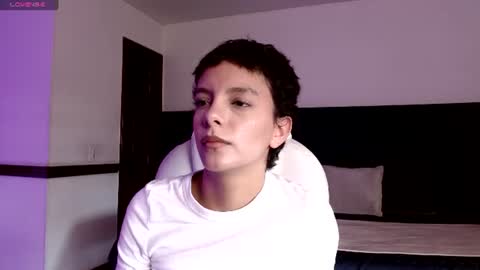 Snapshot of peytongh_ chatting on July 4, 7:31 pm THG BABY online show from July 4, 7:31 pm