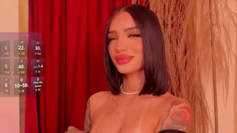 Snapshot of peytonreeds chatting on October 28, 2:37 am Pet Rees online show from October 28, 2:37 am