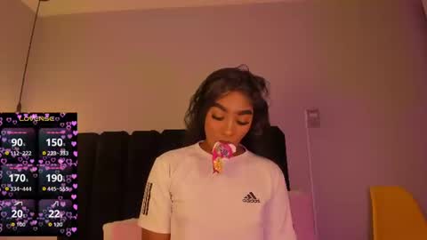 peytonrouse1 online show from June 11, 8:29 pm