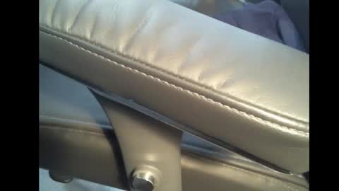 Snapshot of pg19531107 chatting on November 30, 2:32 pm Paul online show from November 30, 2:32 pm