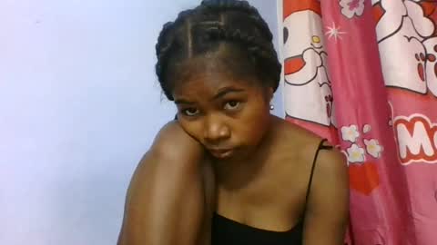 phania185885 online show from July 2, 5:46 am
