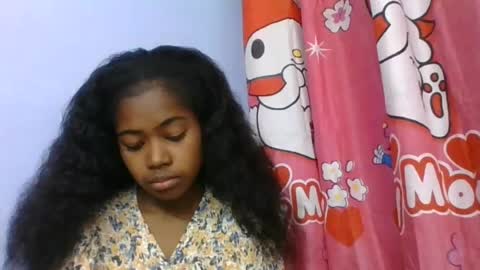 phania185885 online show from July 17, 5:40 pm