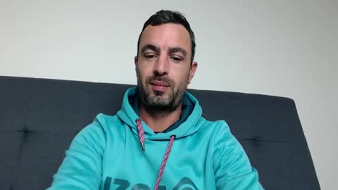 Snapshot of phantasie31 chatting on December 21, 10:30 pm phantasie31 online show from December 21, 10:30 pm