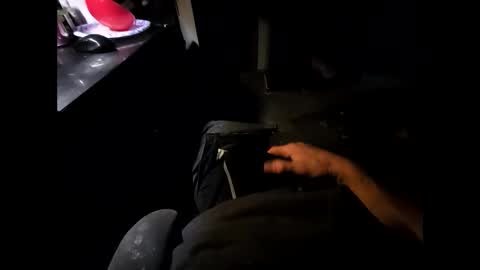 Snapshot of phase124 chatting on November 17, 2:12 pm phase124 online show from November 17, 2:12 pm