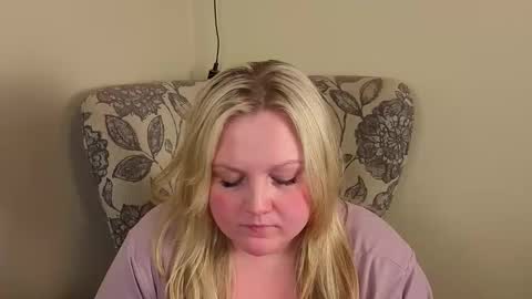 PhatAssBlond online show from June 6, 7:24 am