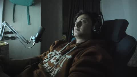 Snapshot of philip_dj chatting on January 9, 6:49 am philip_dj online show from January 9, 6:49 am