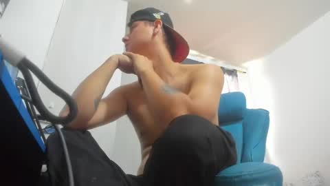 philip_dj online show from April 29, 4:00 pm