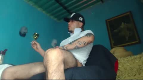 Snapshot of phlilloyhighclouds chatting on December 31, 9:42 am phlilloyhighclouds online show from December 31, 9:42 am