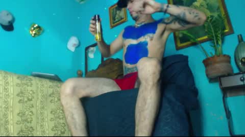 Snapshot of phlilloyhighclouds chatting on January 22, 9:24 am phlilloyhighclouds online show from January 22, 9:24 am