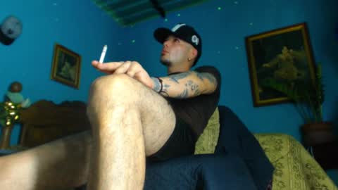 Snapshot of phlilloyhighclouds chatting on February 9, 3:01 pm phlilloyhighclouds online show from February 9, 3:01 pm