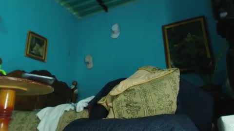 Snapshot of phlilloyhighclouds chatting on February 17, 4:26 pm phlilloyhighclouds online show from February 17, 4:26 pm