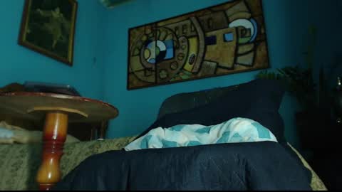 Snapshot of phlilloyhighclouds chatting on March 2, 3:16 pm phlilloyhighclouds online show from March 2, 3:16 pm