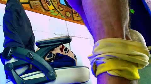 Snapshot of phlilloyhighclouds chatting on October 9, 9:40 am phlilloyhighclouds online show from October 9, 9:40 am