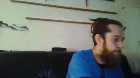 Snapshot of phorceofzen chatting on February 23, 3:35 am phorceofzen online show from February 23, 3:35 am