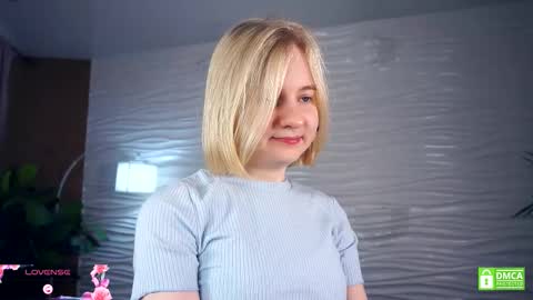 Hann G. Jones online show from October 24, 5:37 am